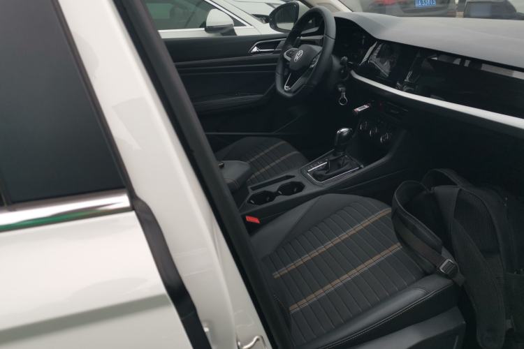 Used Volkswagen Lavida 2021 280TSI DSG Comfort Edition Right Front Seat