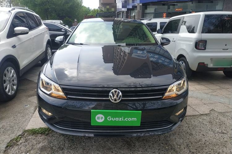 Used Volkswagen Lamando 2018 280TSI DSG Comfort Edition Front