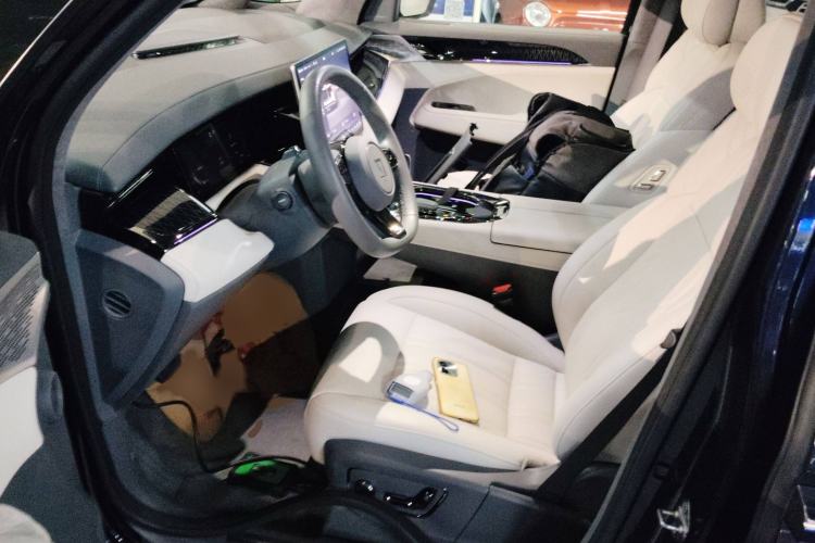 Used Zeekr 009 2022 WE Edition