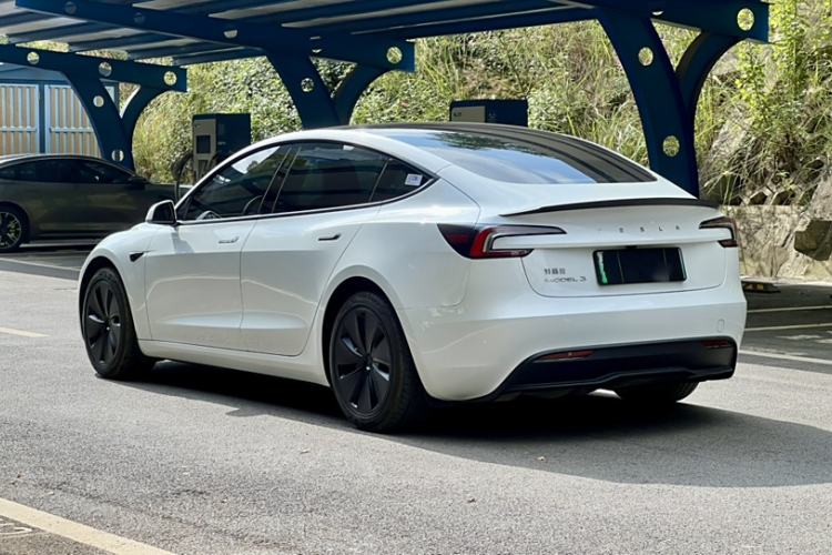 Used Tesla Model 3 2025 Rear-Wheel-Drive Version