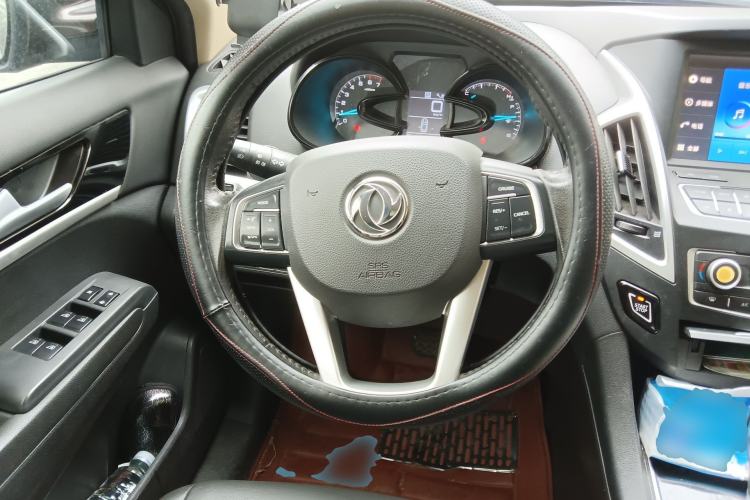 Used Dongfeng Aeolus AX7 2015 2.0L Automatic Zhiyi Trim