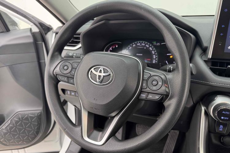Used Toyota RAV4 2021 2.0L CVT Two-Wheel Drive Fashion Edition
