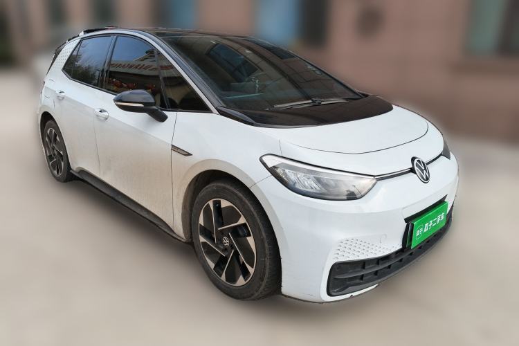 Used Volkswagen ID.3 2023 Upgraded Model Pure Intelligent Enjoyment Version Front Right 45 Deg