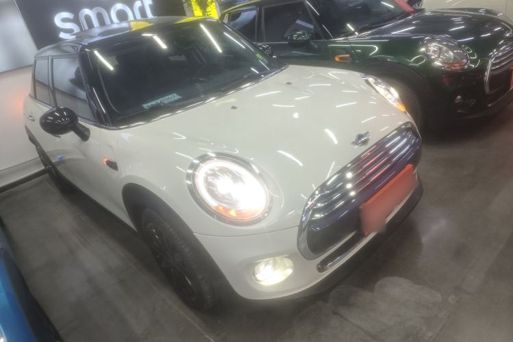 Used MINI MINI 2016 1.5T COOPER Performance Edition 5-door version