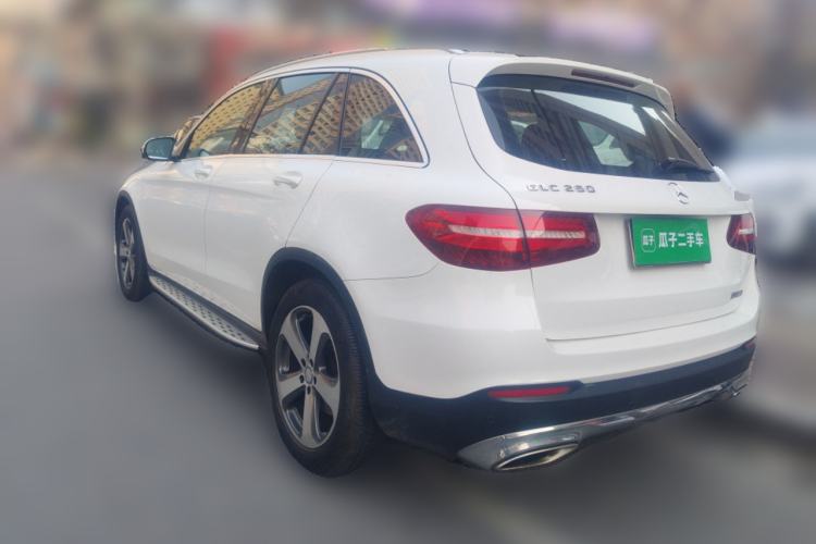 Used Mercedes-Benz GLC 2016 GLC 260 4MATIC Luxury Model
