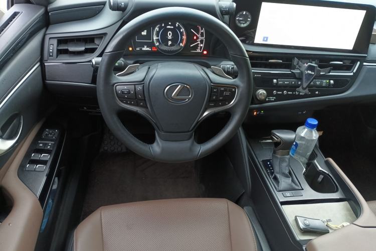 Used Lexus ES 2022 200 Excellence Edition Steering Wheel
