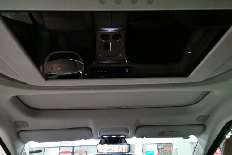 Used XPeng X9 2025 740 Ultra-Long Range Max
