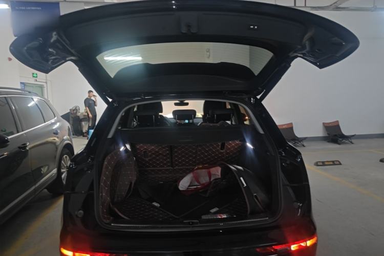 Used Audi Q5L 2020 Updated 40 TFSI Prestige Fashion Edition

