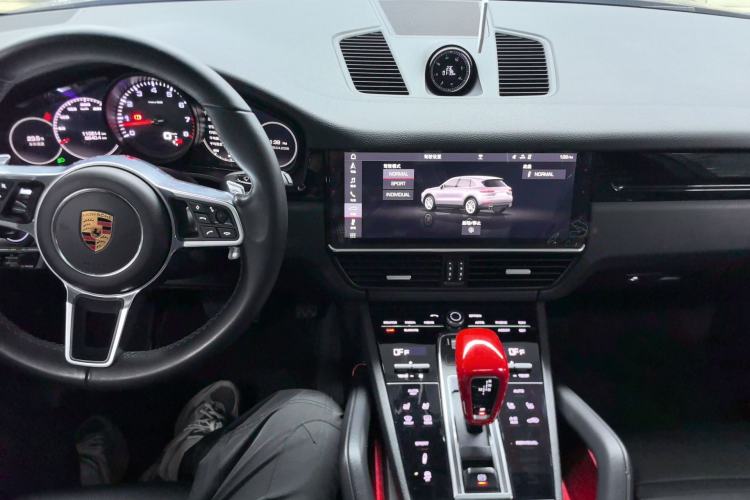 Used Porsche Cayenne 2018 Cayenne 3.0T Center Console