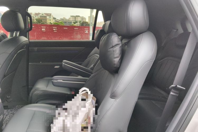 Used Dongfeng eπ eπ008 2026 Model Six-Seat Range-Extended Family Delight Edition
