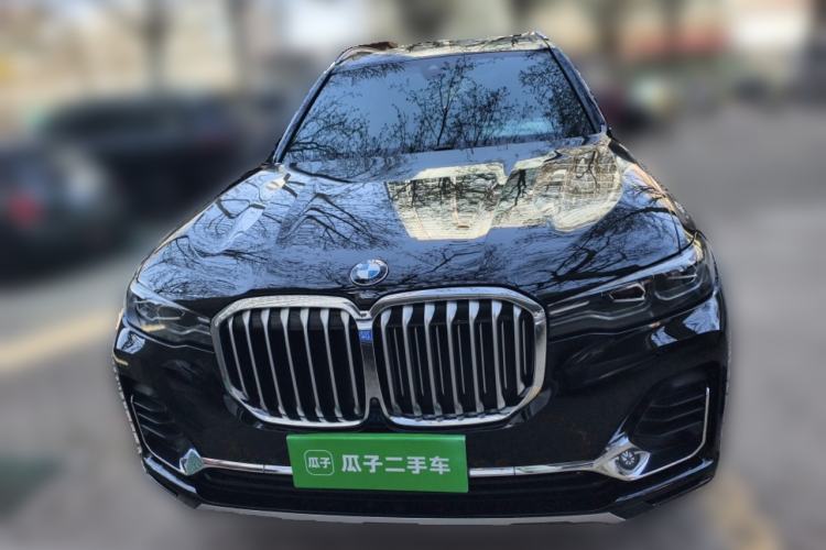 Used BMW X7 2019 xDrive40i Luxury Package with Leading Features