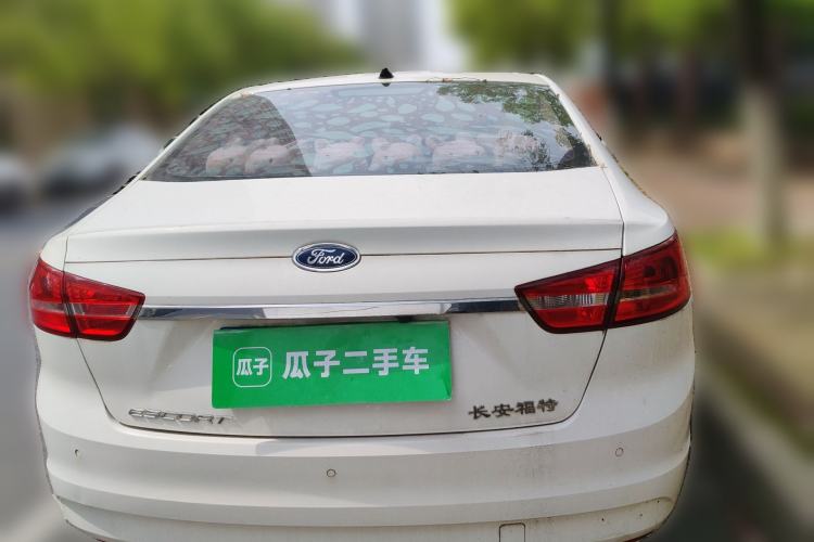 Used Ford Escort 2015 1.5L Automatic Fashion Model