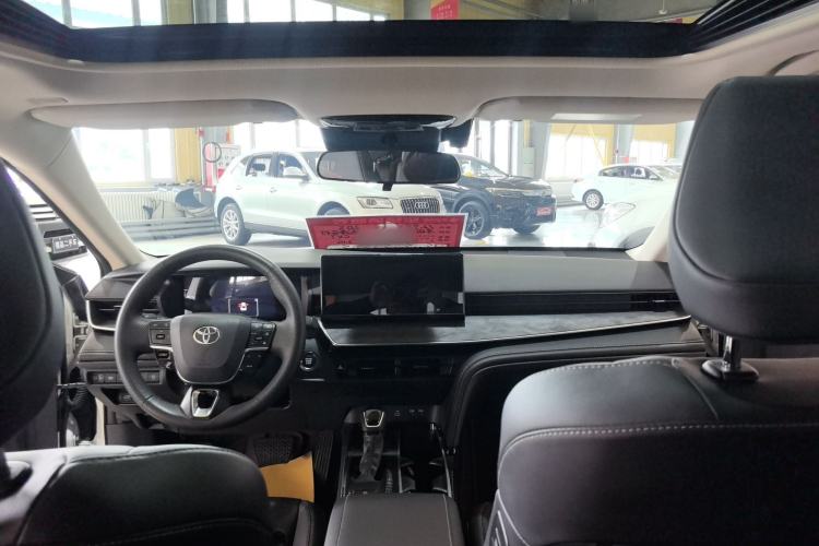 Used Toyota Camry 2024 2.0 GVP Luxury Edition Headliner