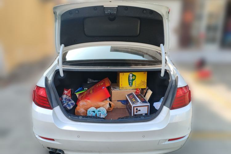 Used BMW 5 Series 2014 520Li Elegant Model
