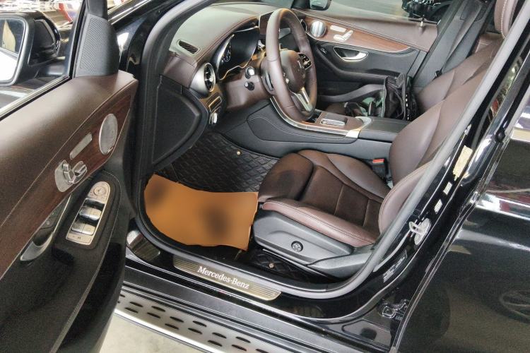 Used Mercedes-Benz GLC 2020 Facelifted GLC 300 L 4MATIC Luxury Edition Driver Seat