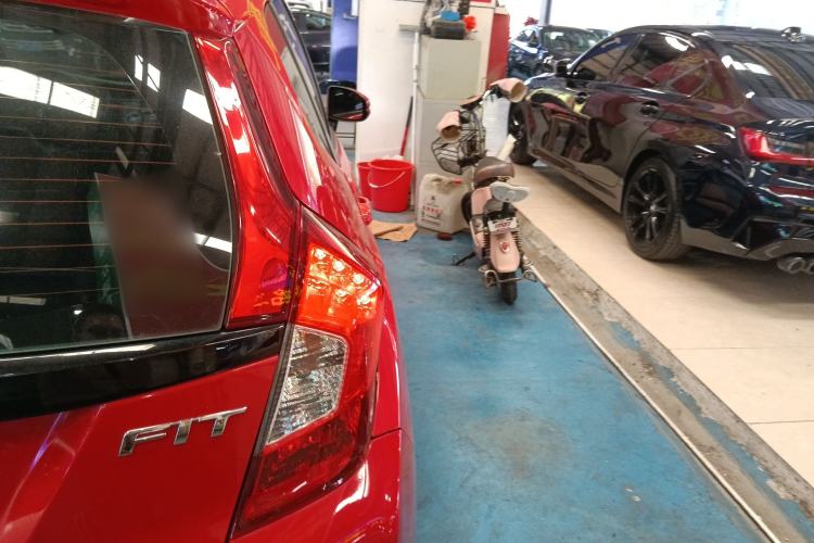 Used Honda Fit 2014 1.5L LX CVT Comfort Model