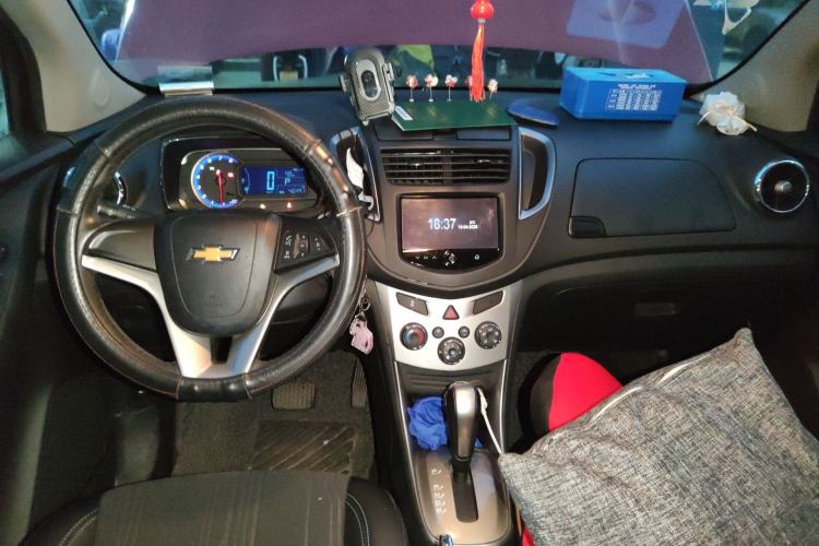 Used Chevrolet Trax 2016 1.4T Automatic Two-Wheel Drive Luxury Version Center Console