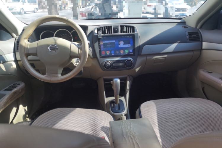 Used Nissan Sylphy 2012 Classic 1.6XE Automatic Comfort Edition Center Console