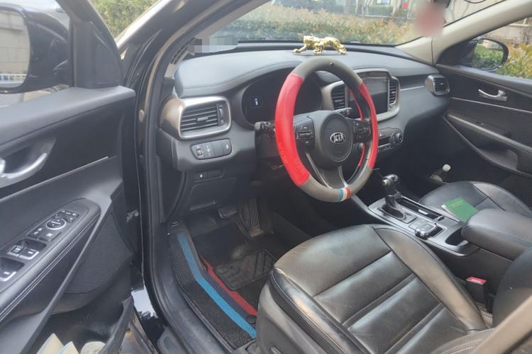 Used Kia Sorento 2015 Sorento L 2.4L Gasoline 4WD Elite Edition 7 Seats China IV Standard