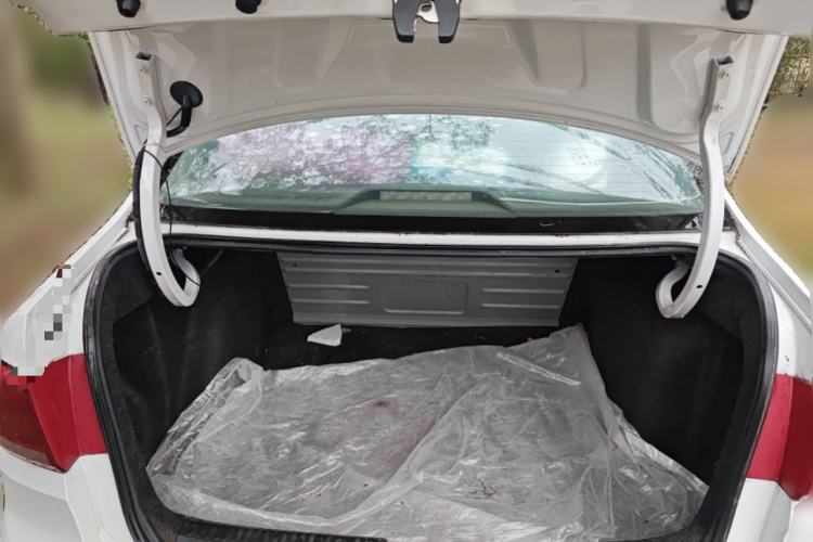 Used Volkswagen Santana 2015 1.6L Manual Comfort Edition