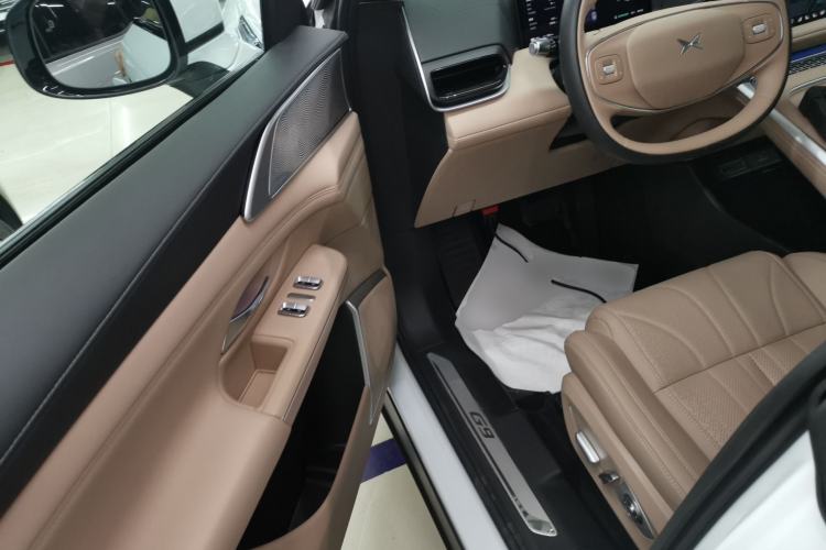 Used XPeng G9 2025 625 Long-Range Max Interior 3