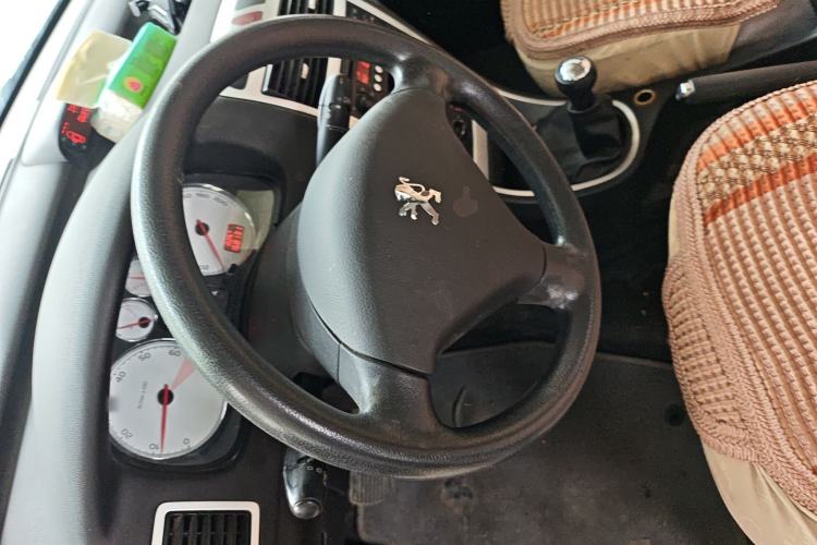 Used Peugeot 307 2010 Hatchback 1.6L Manual Comfort Edition