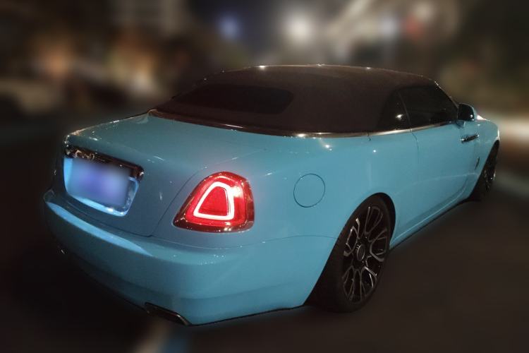 Used Rolls-Royce Dawn 2018 6.6T Standard Edition
