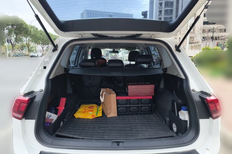 Used Volkswagen Tiguan L 2018 330TSI Automatic Two-Wheel Drive Luxury Edition
