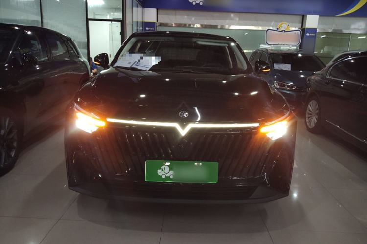 Used Venucia V DD-i 2023 60km iD Version
