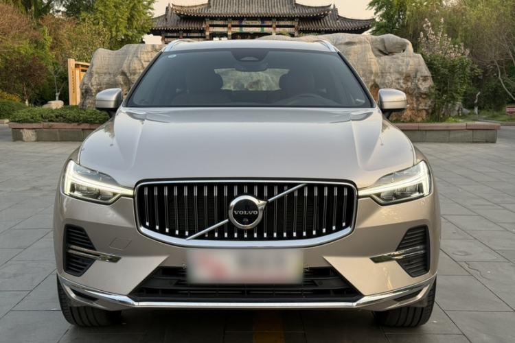 Used Volvo XC60 New Energy 2023 T8 Plug-in Hybrid Long-Range All-Wheel Drive Smart Luxury Edition Exterior 2