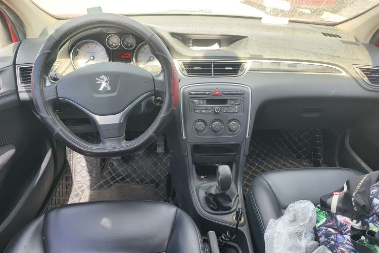 Used Peugeot 308 2014 Enjoy Edition Classic 1.6L Manual YouShang Model Center Console