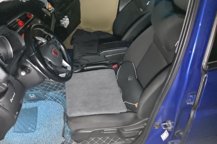 Used Honda Fit 2014 1.5L SE CVT Fashion Model Left Front Seat