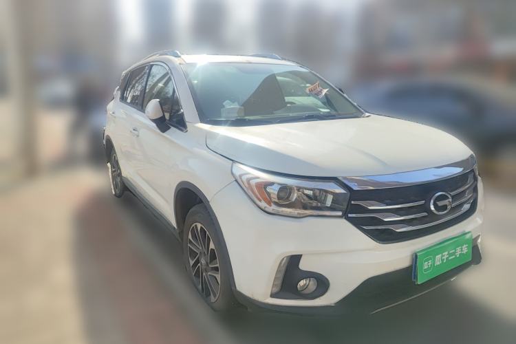 Used GAC Trumpchi GS4 2015 200T Manual Luxury Edition Front Right 45 Deg