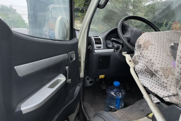 Used Golden Dragon Hiace 
