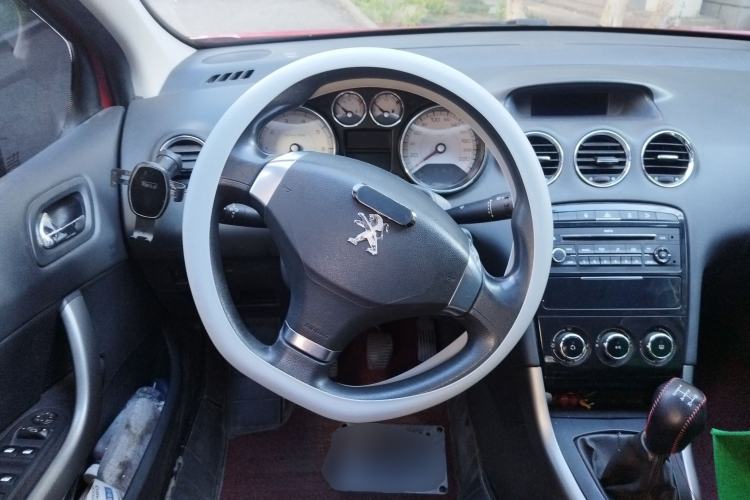 Used Peugeot 408 2013 2.0L Manual Comfort Edition Steering Wheel