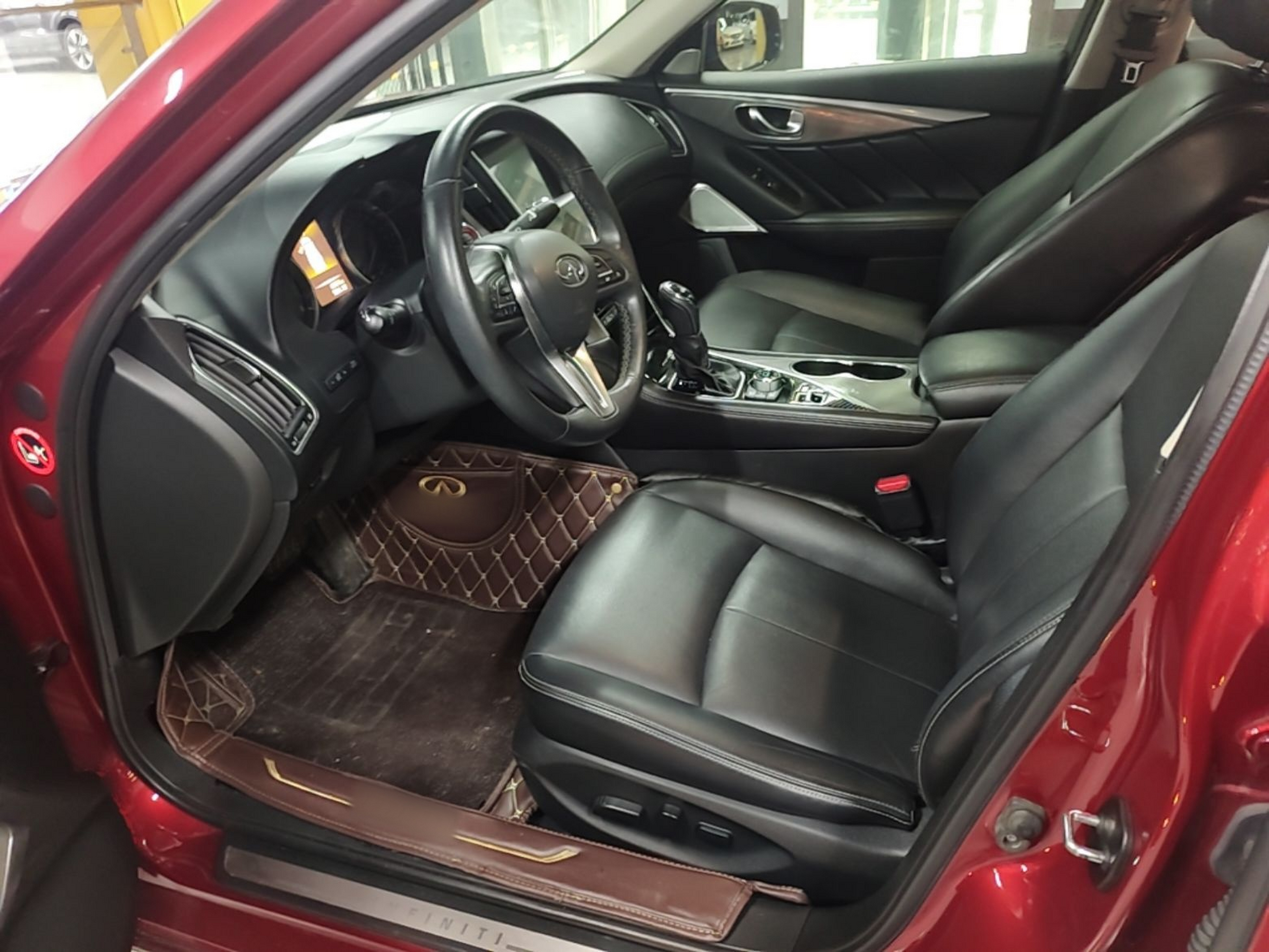 Interior delantero