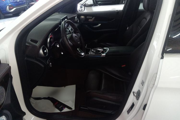 Used Mercedes-Benz GLC 2019 GLC 260 L 4MATIC Luxury Model
