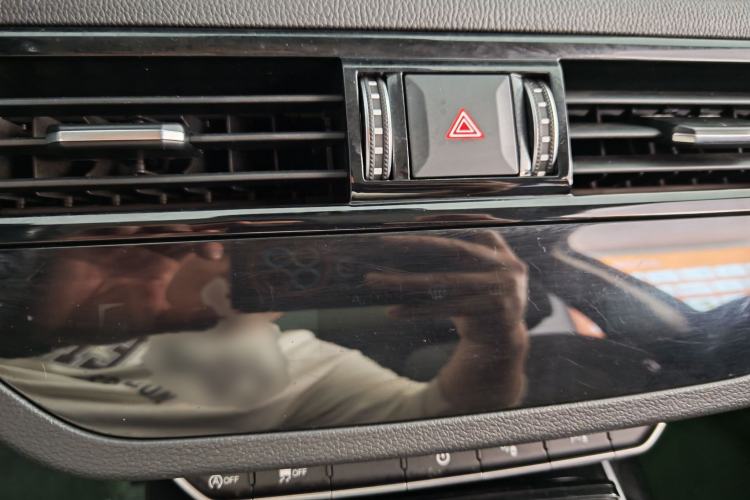 Used Hongqi HS5 2019 2.0T Smart Connect Flagship Edition
