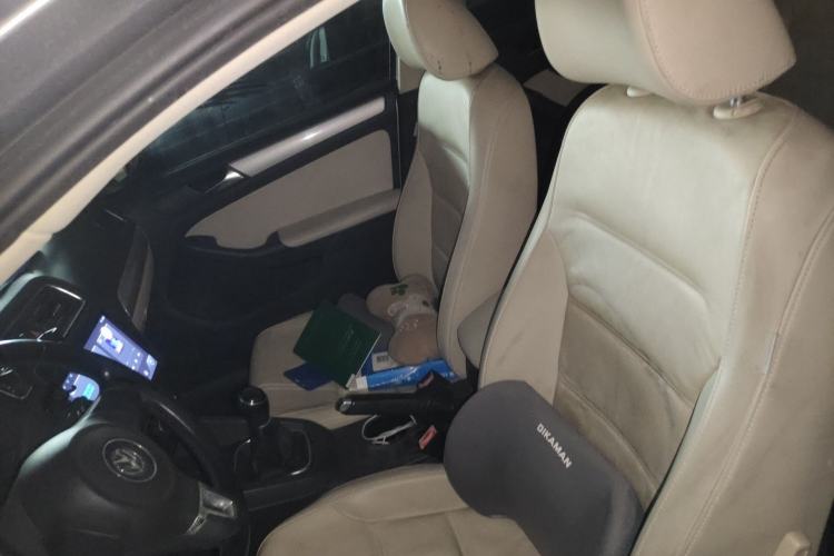 Used Volkswagen Sagitar 2014 1.6L Manual Comfort Model Left Front Seat