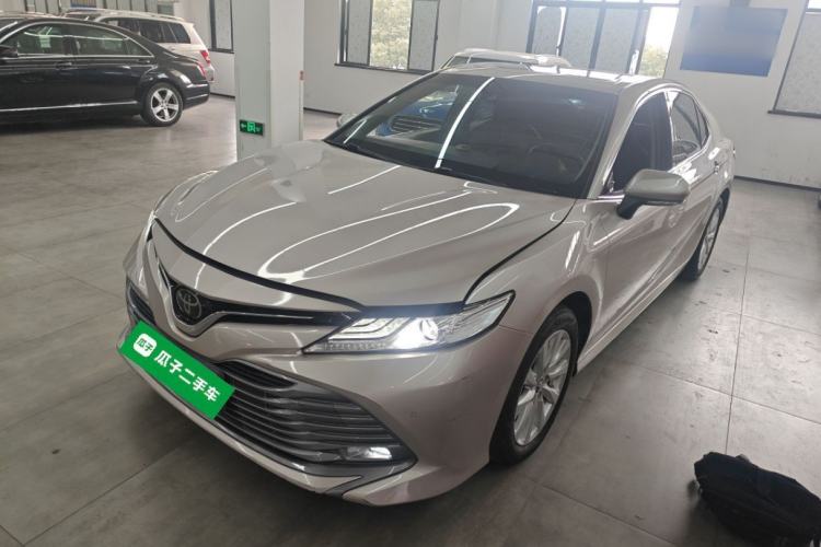 Used Toyota Camry 2019 Revised Version 2.0G Luxury Edition