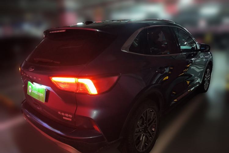 Used Ford Escape 2020 EcoBoost 245 Two-Wheel-Drive Titanium Edition
