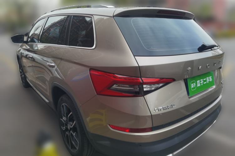 Used Skoda Kodiaq 2019 Facelifted TSI330 7-Seater Two-Wheel-Drive Luxury Enjoyment Edition China VI Standard Rear Left 45 Deg