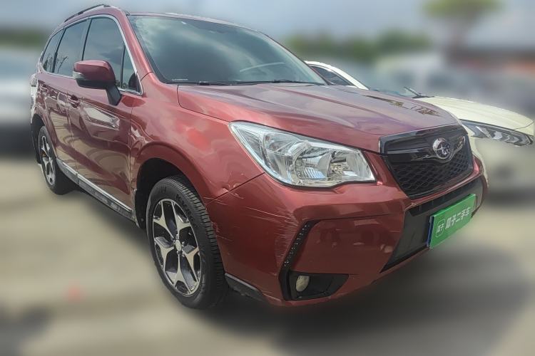 Used Subaru Forester 2015 2.0i Special Edition Commemorative Model Front Right 45 Deg