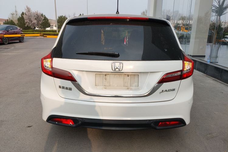 Used Honda Jade 2013 1.8L automatic Comfort version 5 seats Rear
