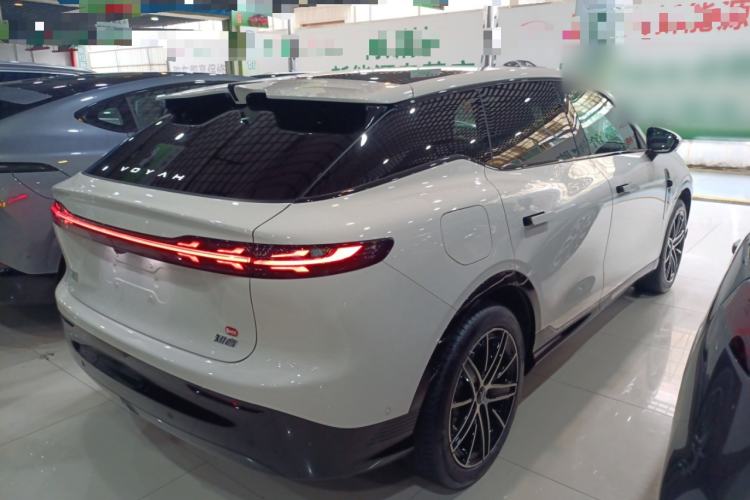 Used VOYAH COURAGE 2025 Model Rear-Drive Qiankun Edition Rear Right 45 Deg