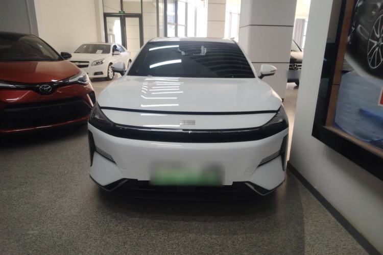 Used Geely Galaxy L6 2024 125km PLUS Dragon Edition