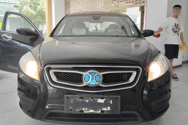Used BAIC Senova D50 2014 1.5L manual standard version
