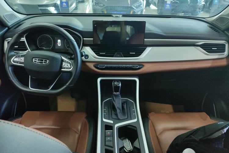 Used Geely Auto Vision X6 2020 1.4T CVT Luxury Edition