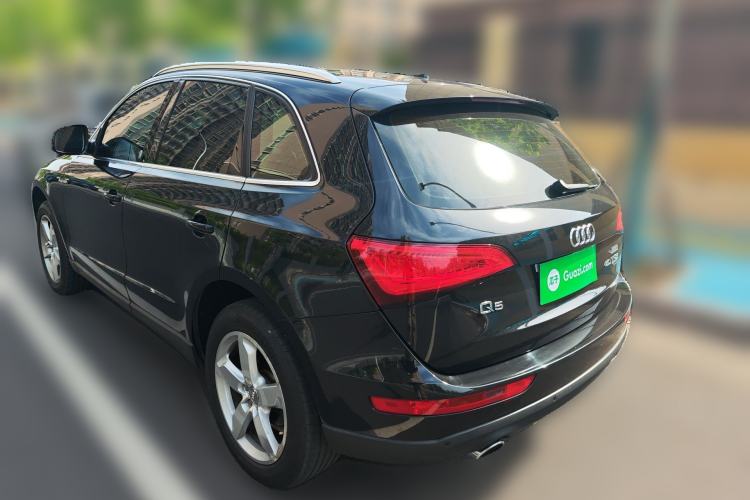 Used Audi Q5 2015 40 TFSI Comfort Model
