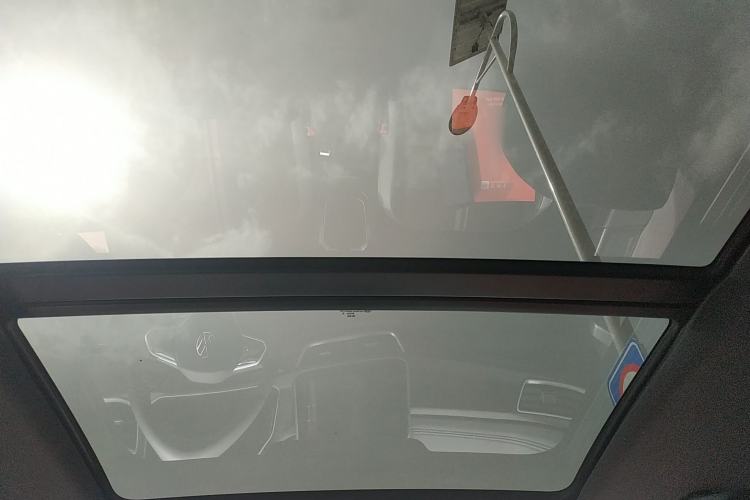 Used Volkswagen T-ROC 2023 300TSI DSG Two-Wheel-Drive Chen Guang Edition Headliner